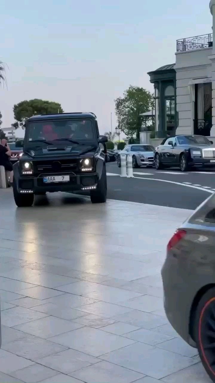 Post 10 by G-Class|Brabus|Mansory on Instagram (video)