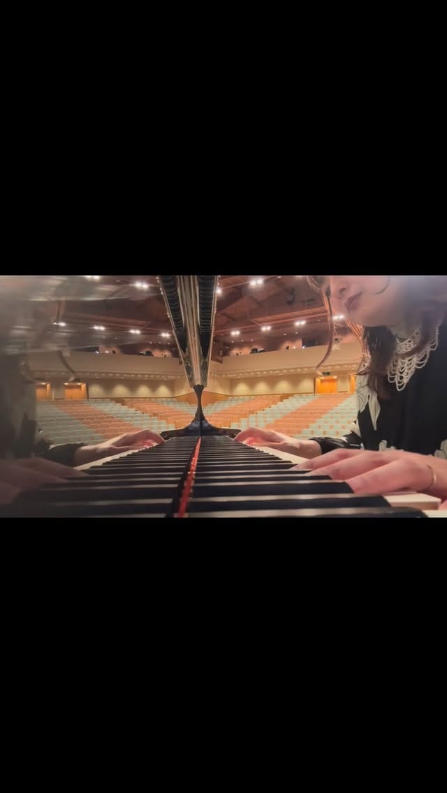 Post 2 by ゆかぴ on Instagram (video)
