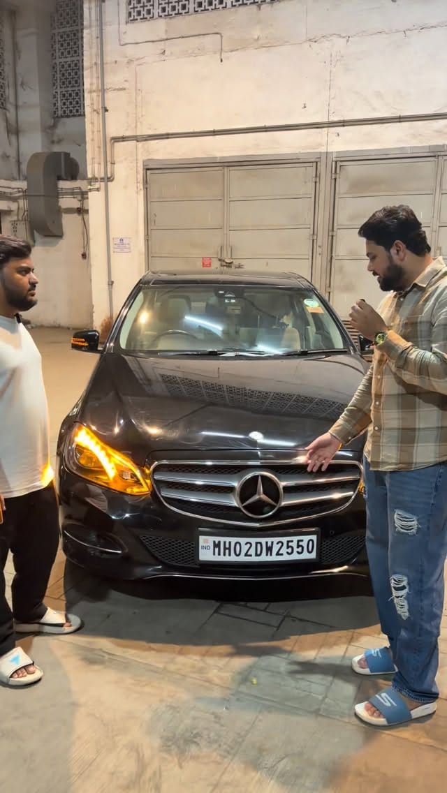 Post 4 by ONE STOP CARS on Instagram (video)