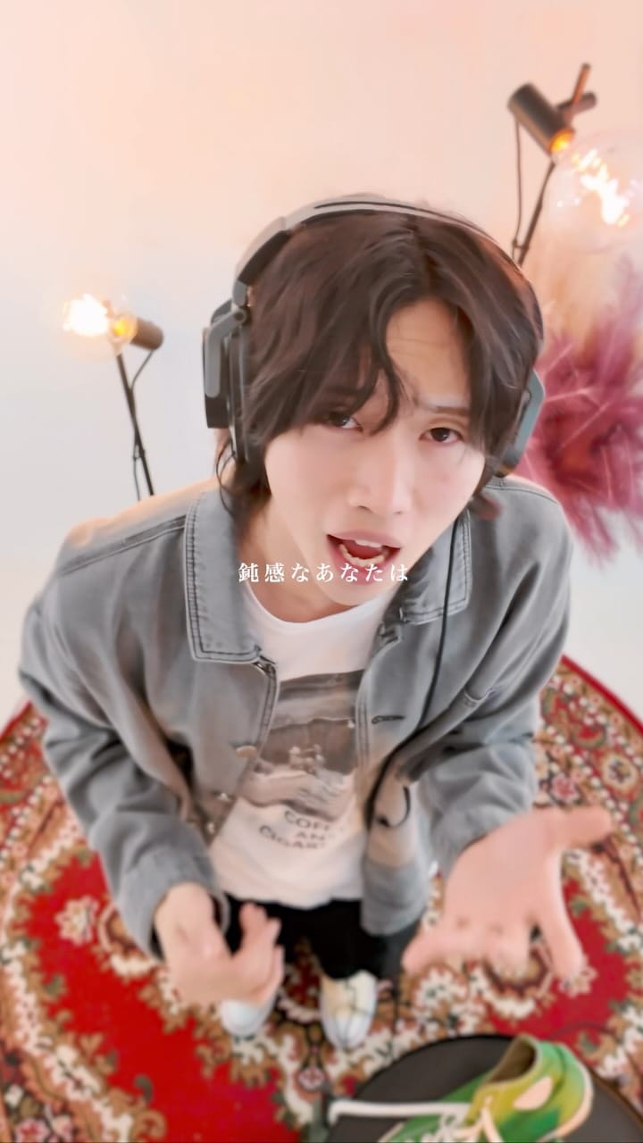 Post 3 by 13.3g(ジュウサンテンサングラム) on Instagram (video)