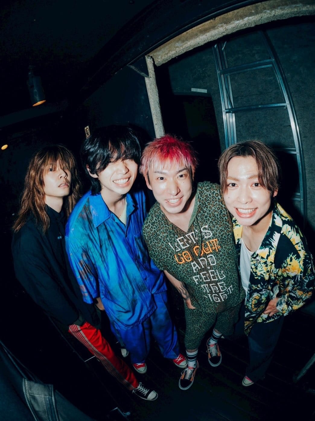 Post 5 by 13.3g(ジュウサンテンサングラム) on Instagram (carousel)