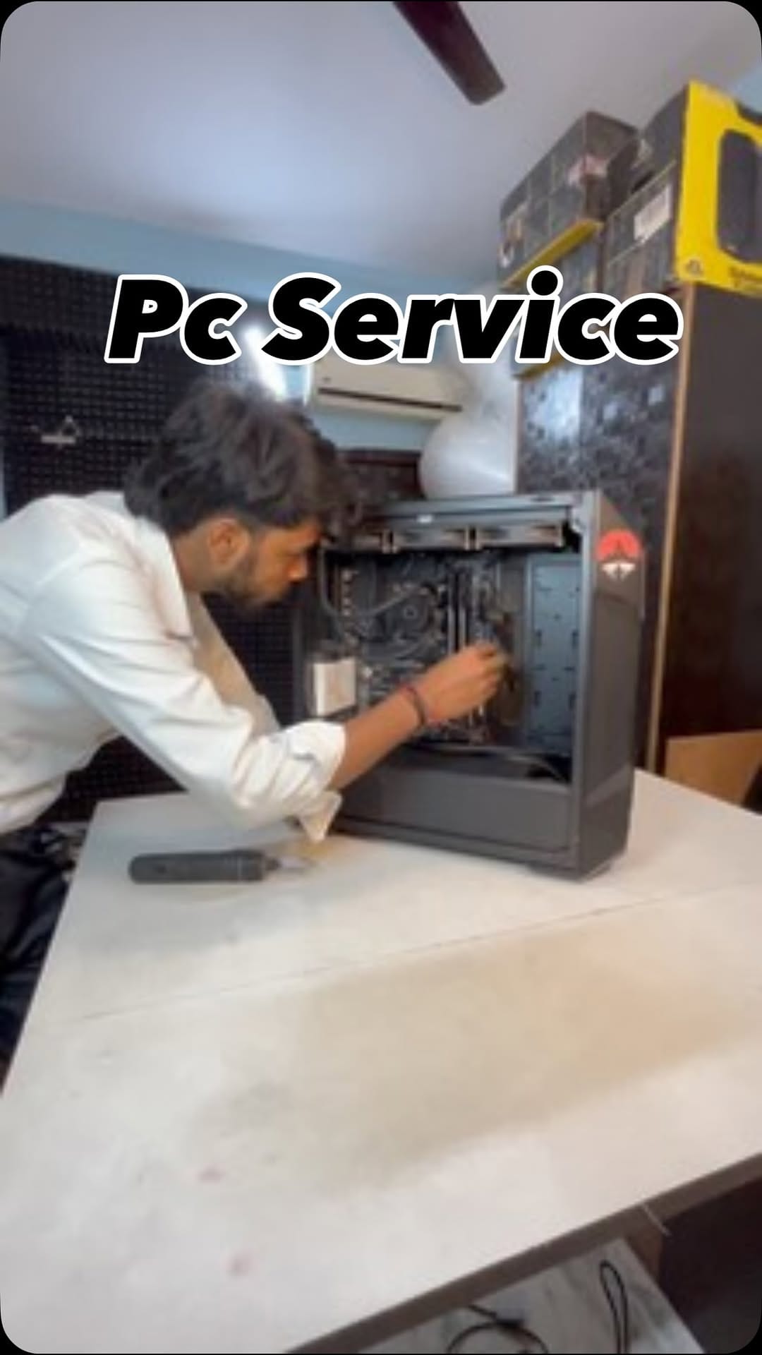 Post 9 by Lets Build Your PC on Instagram (video)
