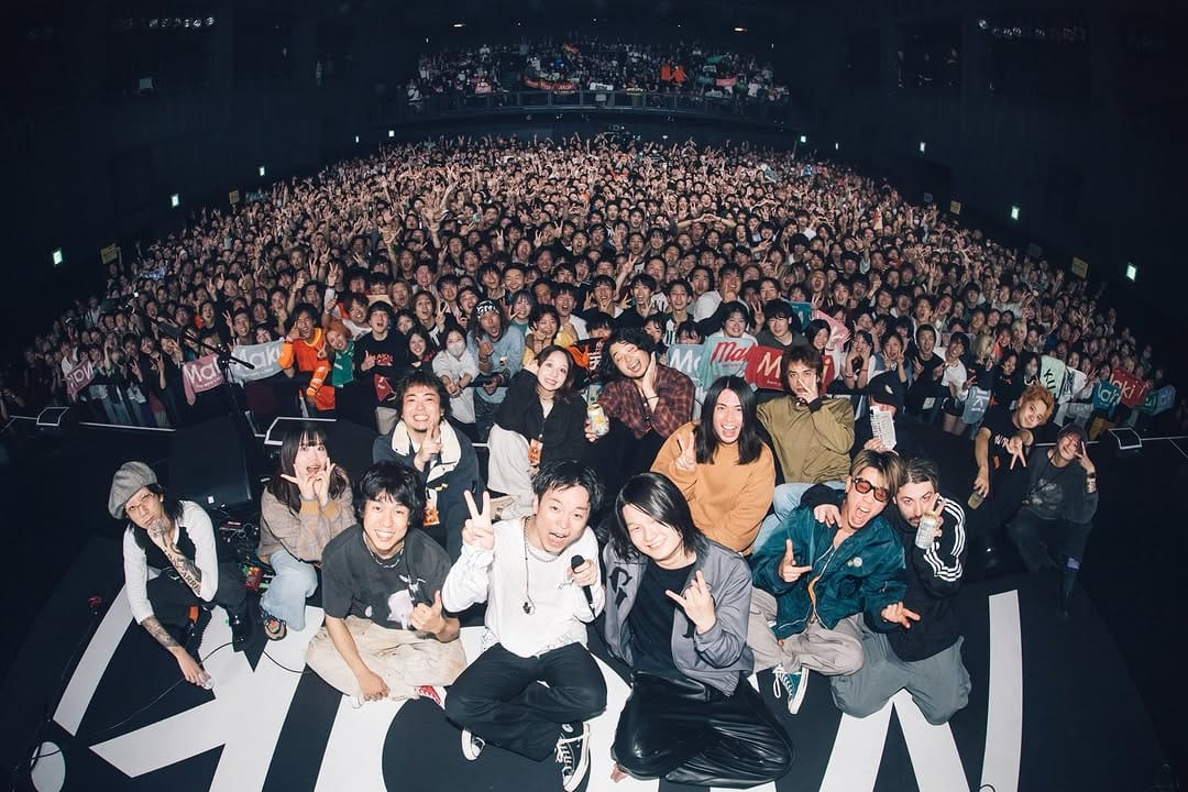 Post 10 by Maki on Instagram (image)