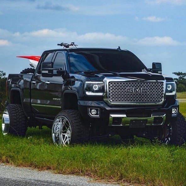 Post 5 by TruckAddictz™ on Instagram (image)
