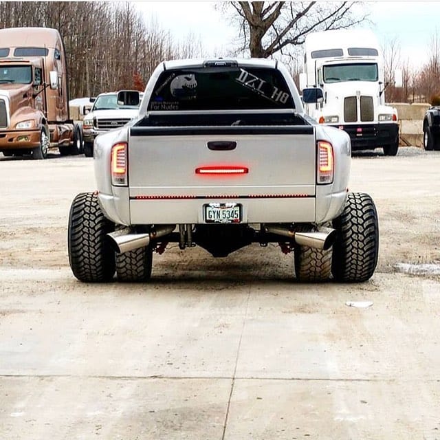 Post 6 by TruckAddictz™ on Instagram (image)