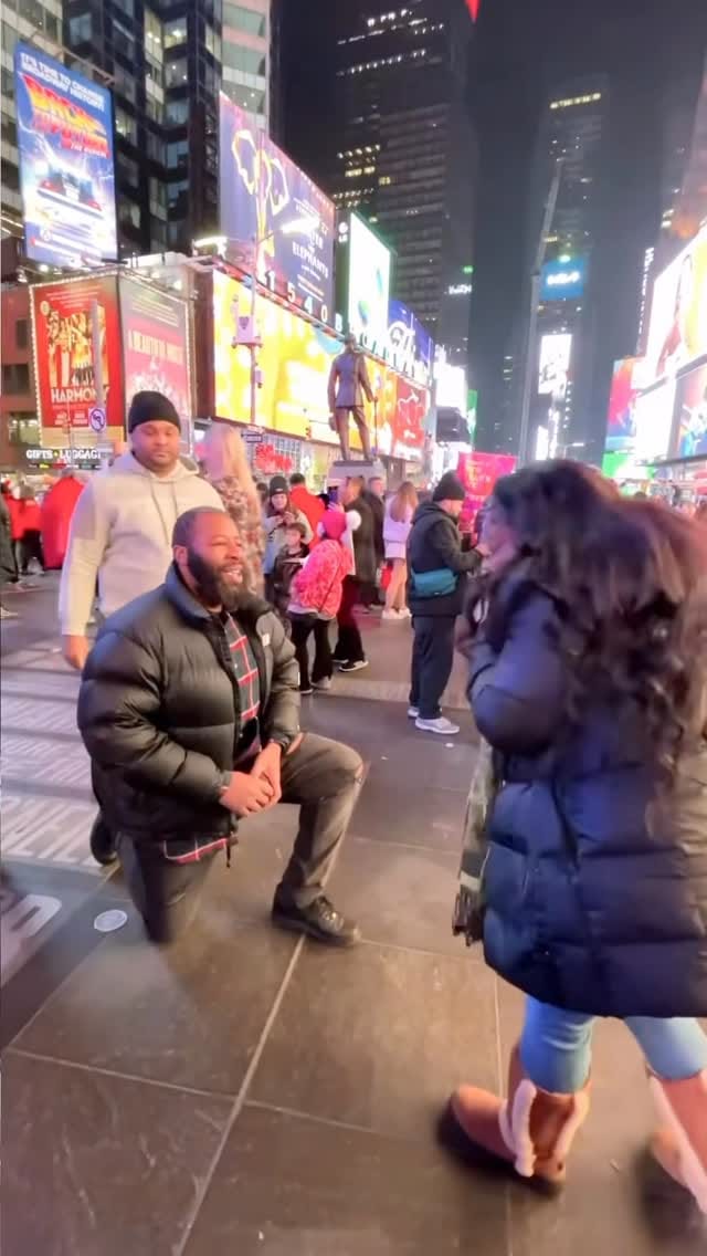 Post 8 by Maya Lavelle | Music on Instagram (video)