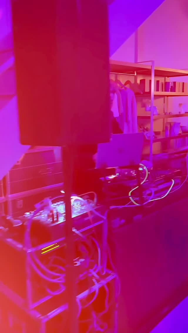 Post 3 by ❤️Dj Mayumi👠 on Instagram (video)