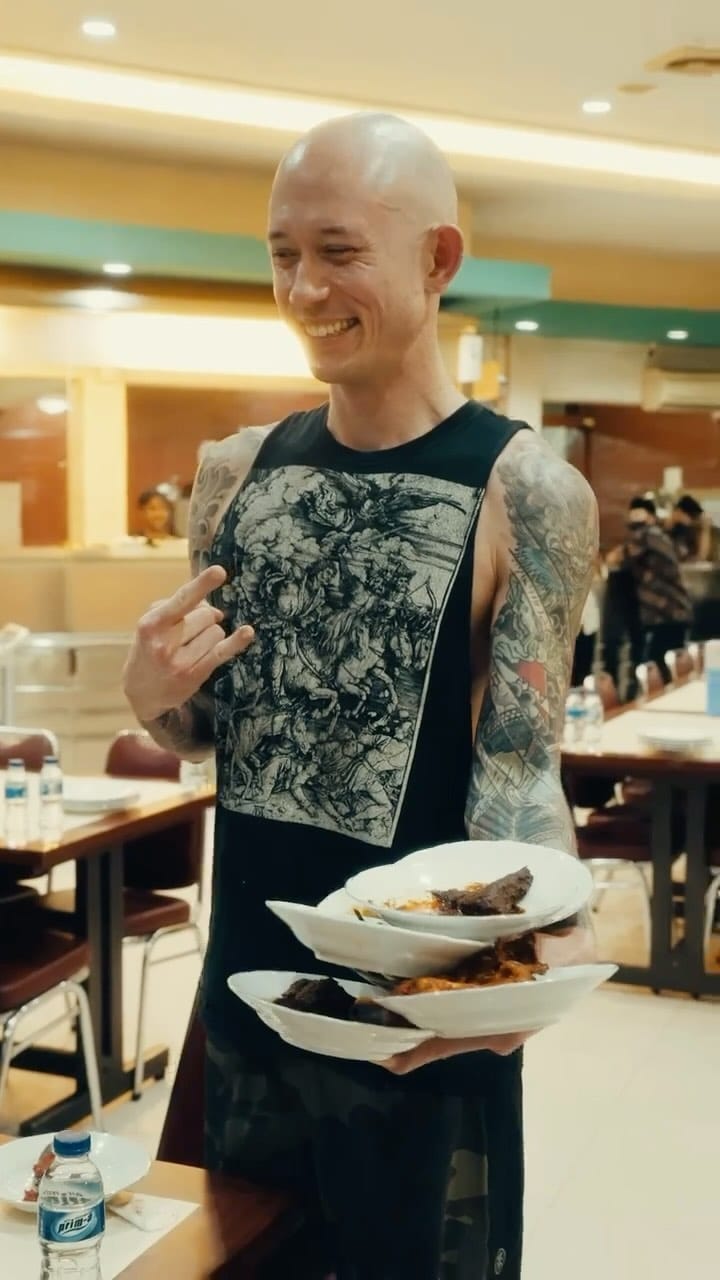 Post 10 by Matthew kiichichaos Heafy on Instagram (video)
