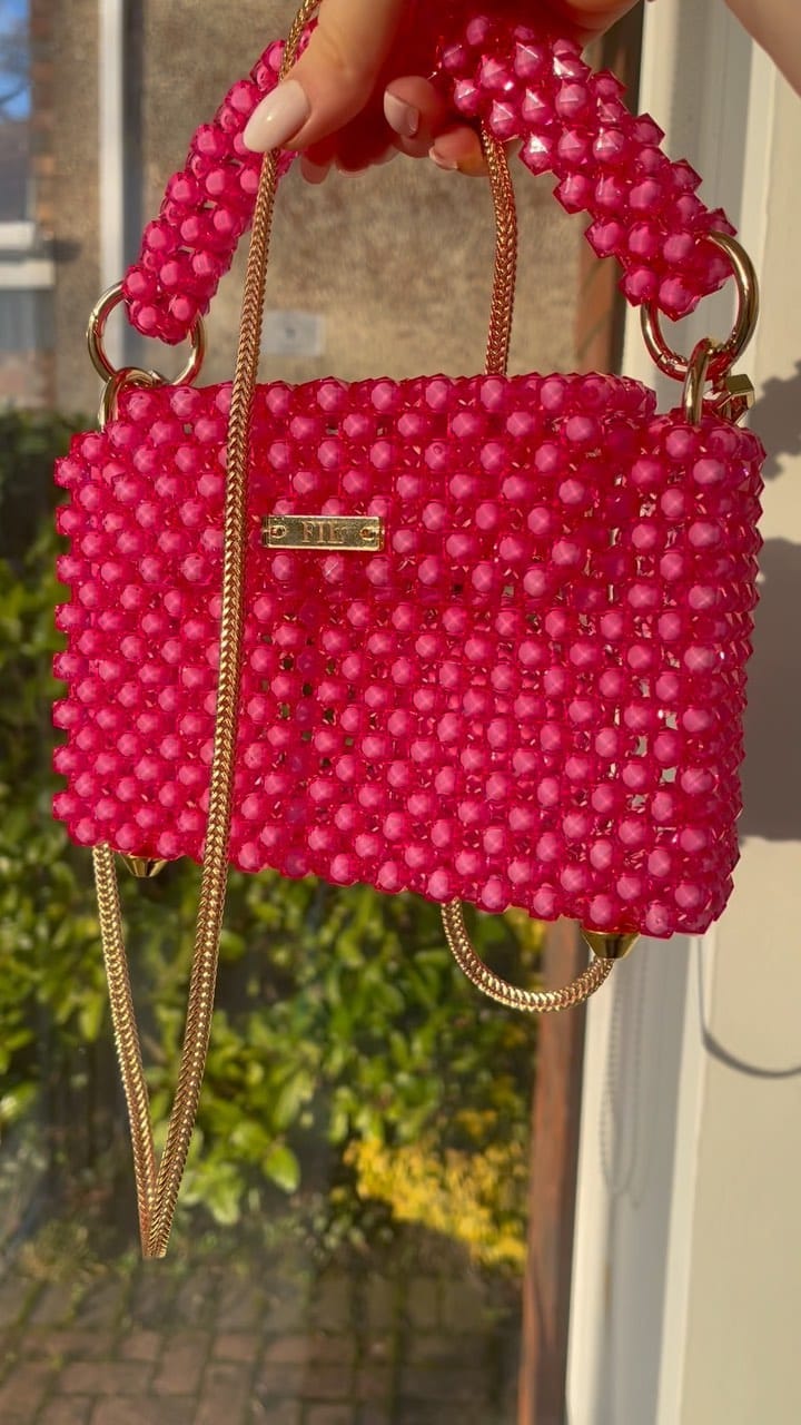 Post 8 by Fil Bags on Instagram (video)