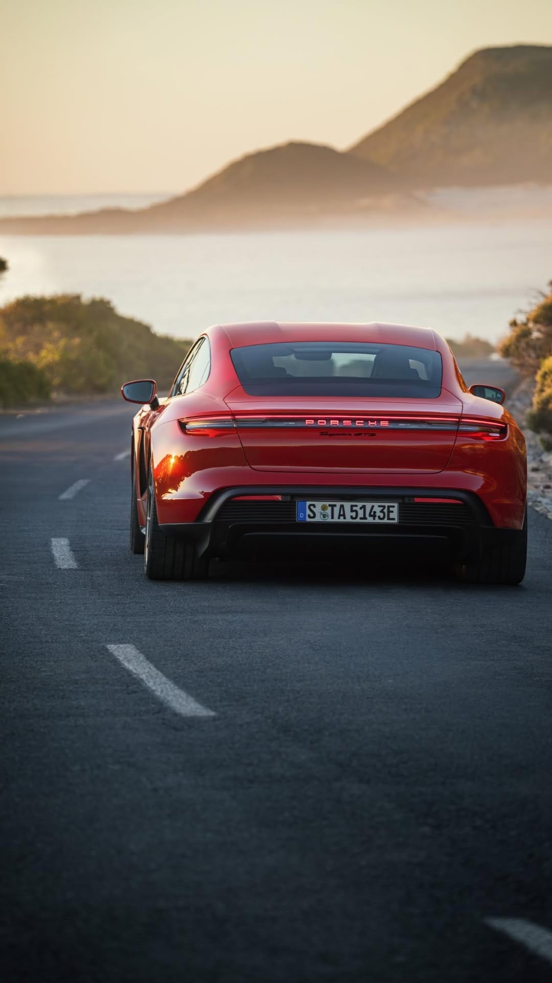 Post 9 by Porsche Centrum Leusden on Instagram (video)