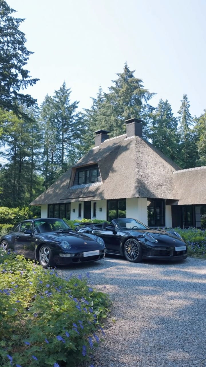 Post 3 by Porsche Centrum Leusden on Instagram (video)