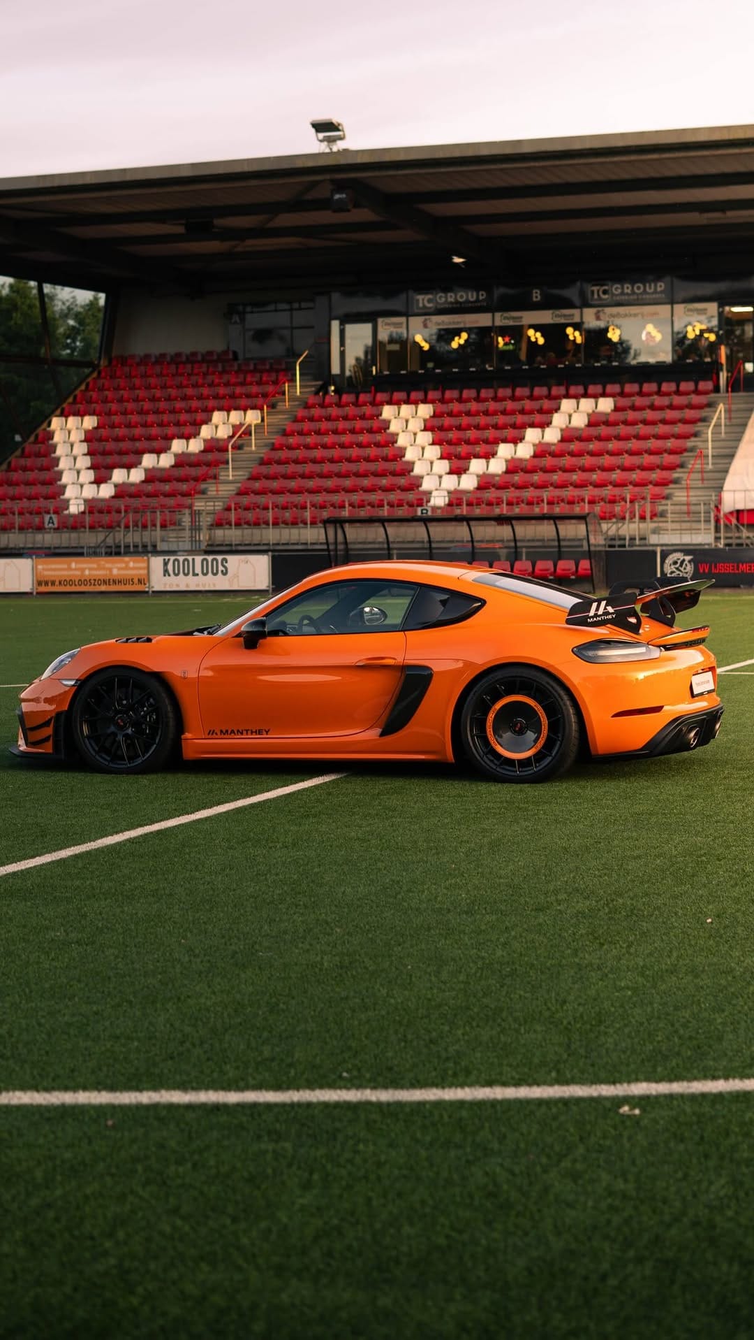 Post 5 by Porsche Centrum Leusden on Instagram (video)
