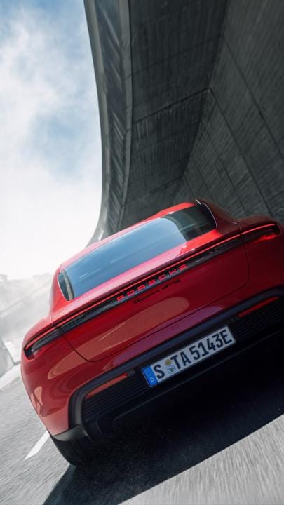 Post 2 by Porsche Centar Beograd on Instagram (video)