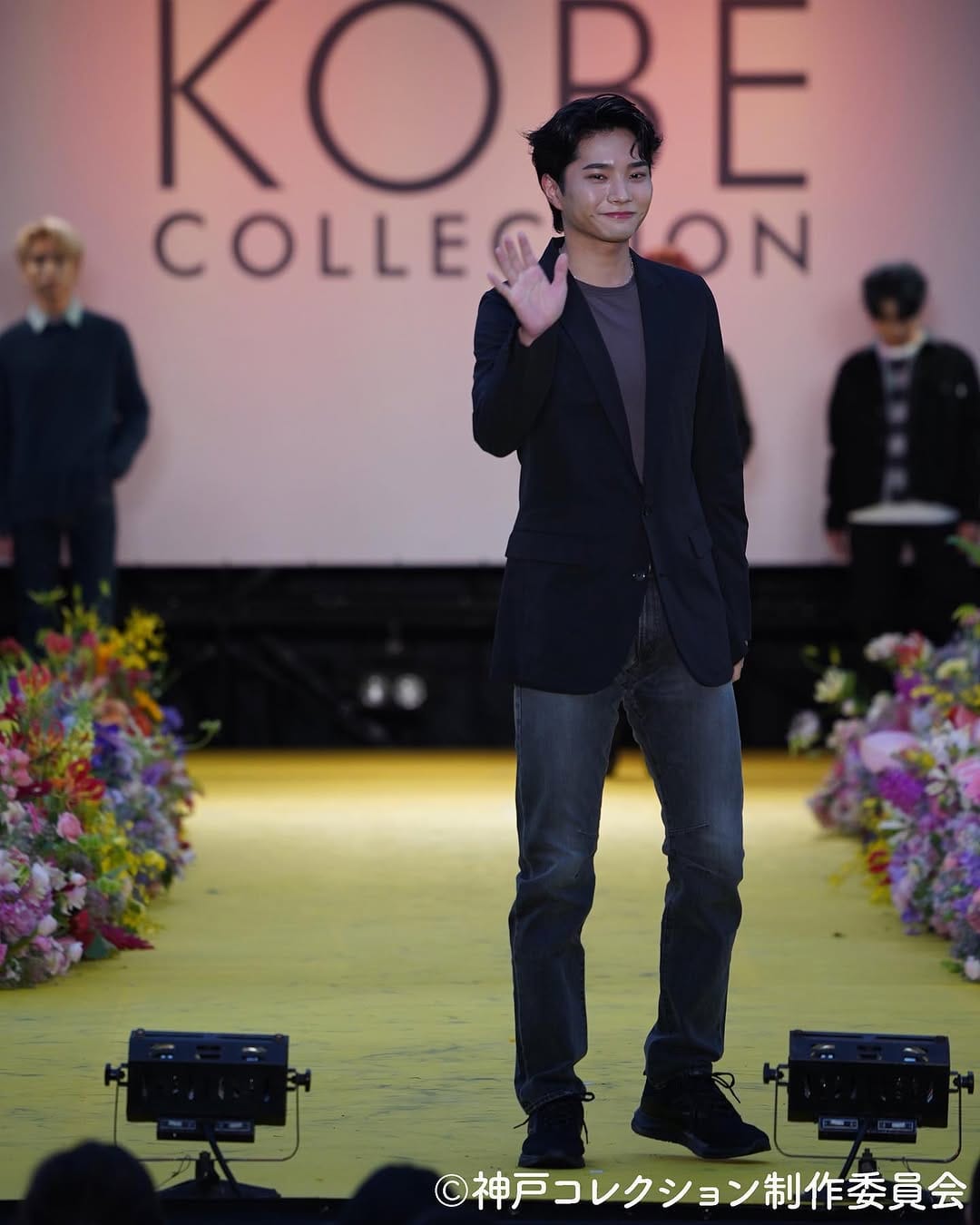 Post 4 by 神戸コレクション on Instagram (image)