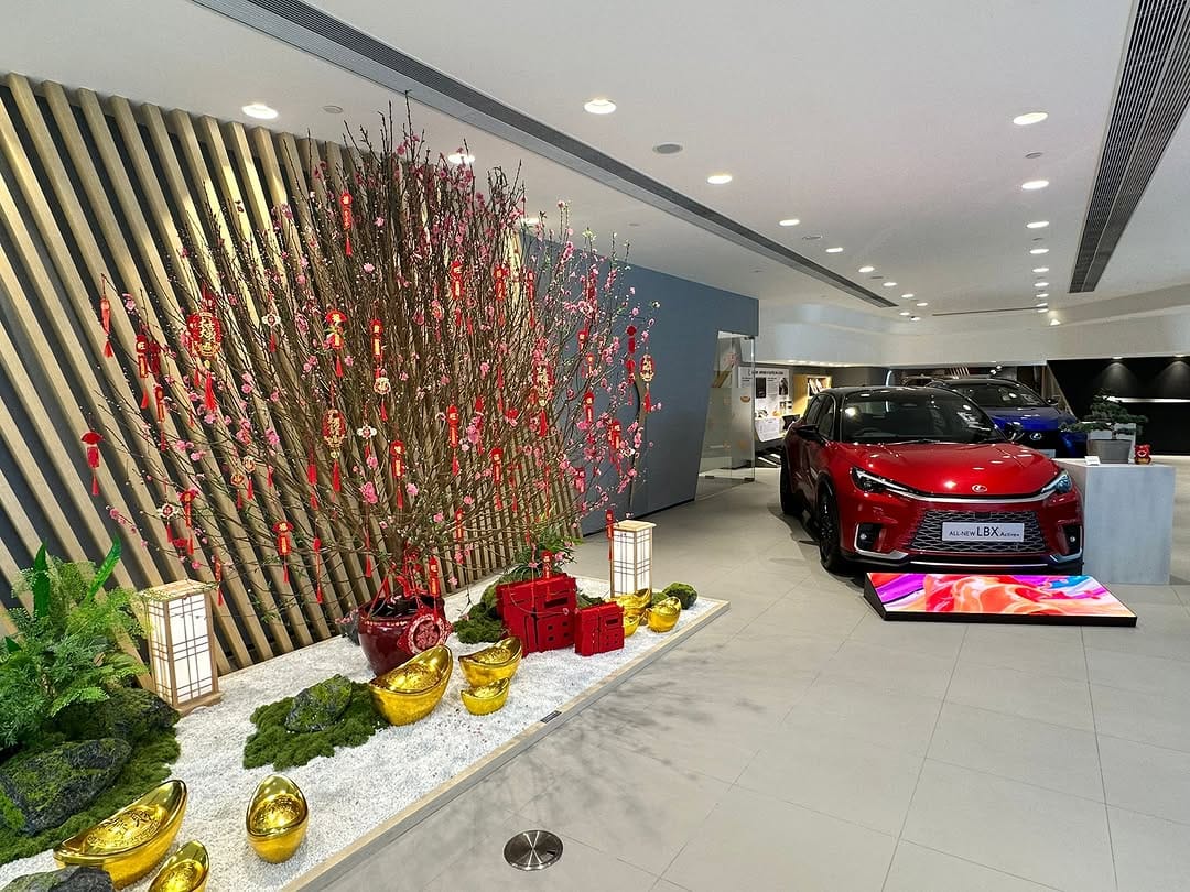 Post 9 by Lexus Hong Kong Official on Instagram (carousel)