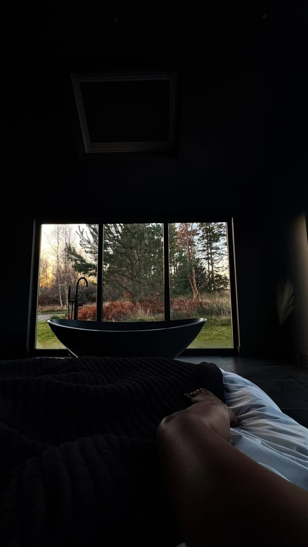 Post 7 by T I A on Instagram (video)