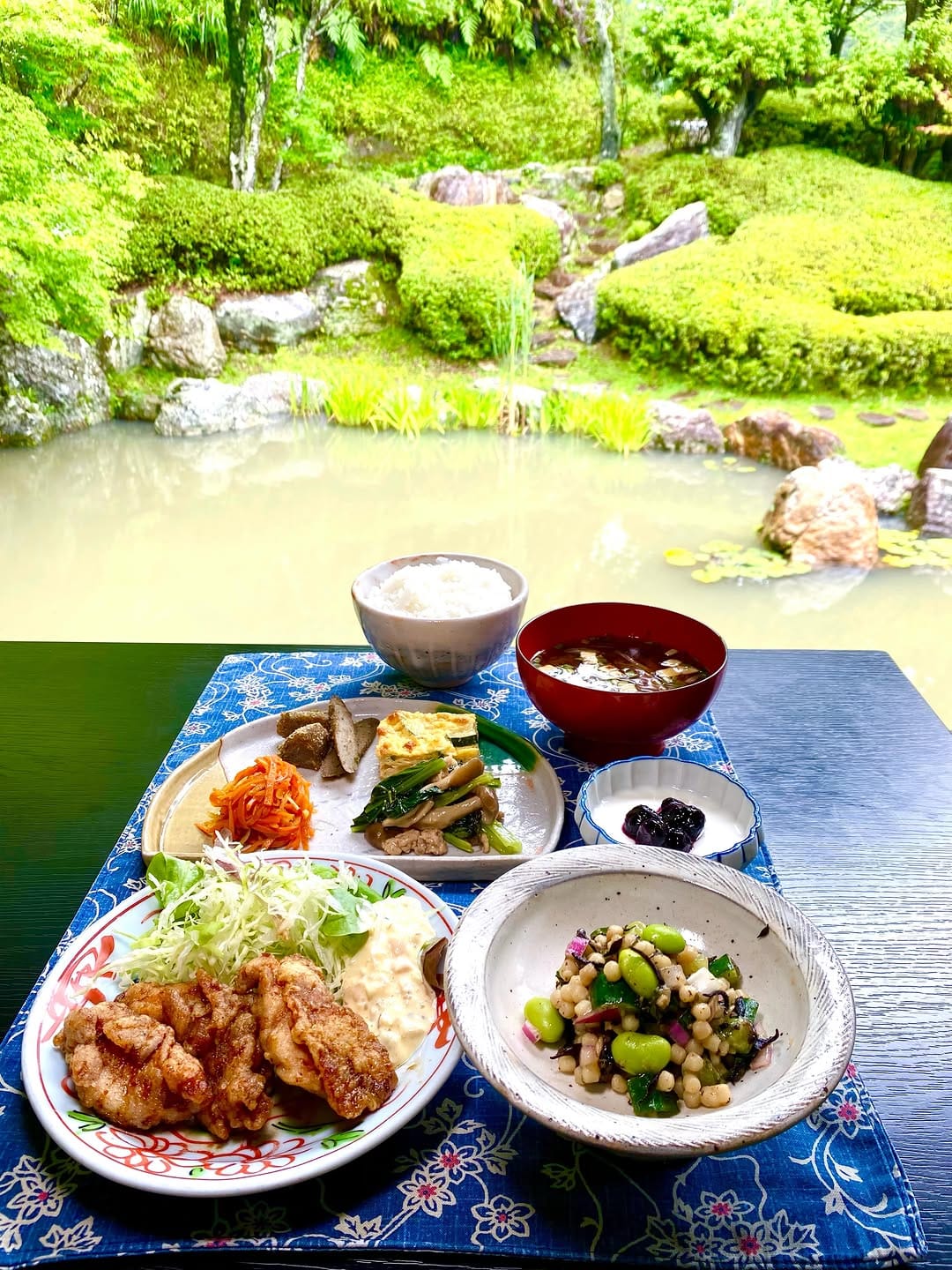 Post 4 by 法多山 （はったさん）尊永寺 official on Instagram (image)
