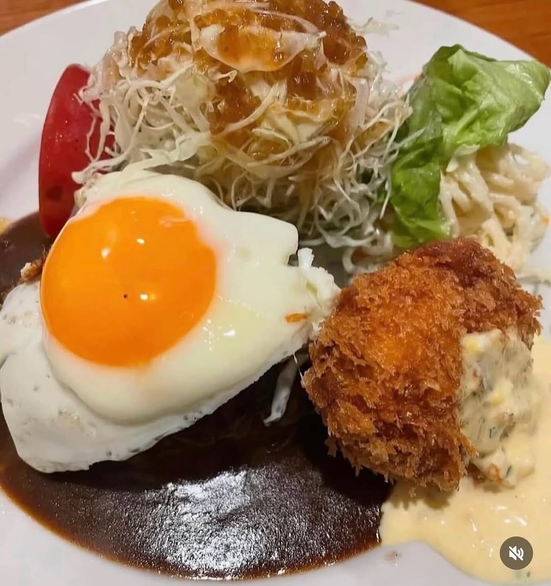 Post 4 by 洋食の藤 on Instagram (image)