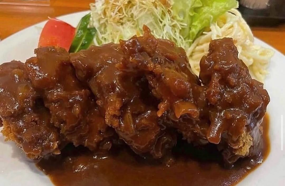 Post 6 by 洋食の藤 on Instagram (image)