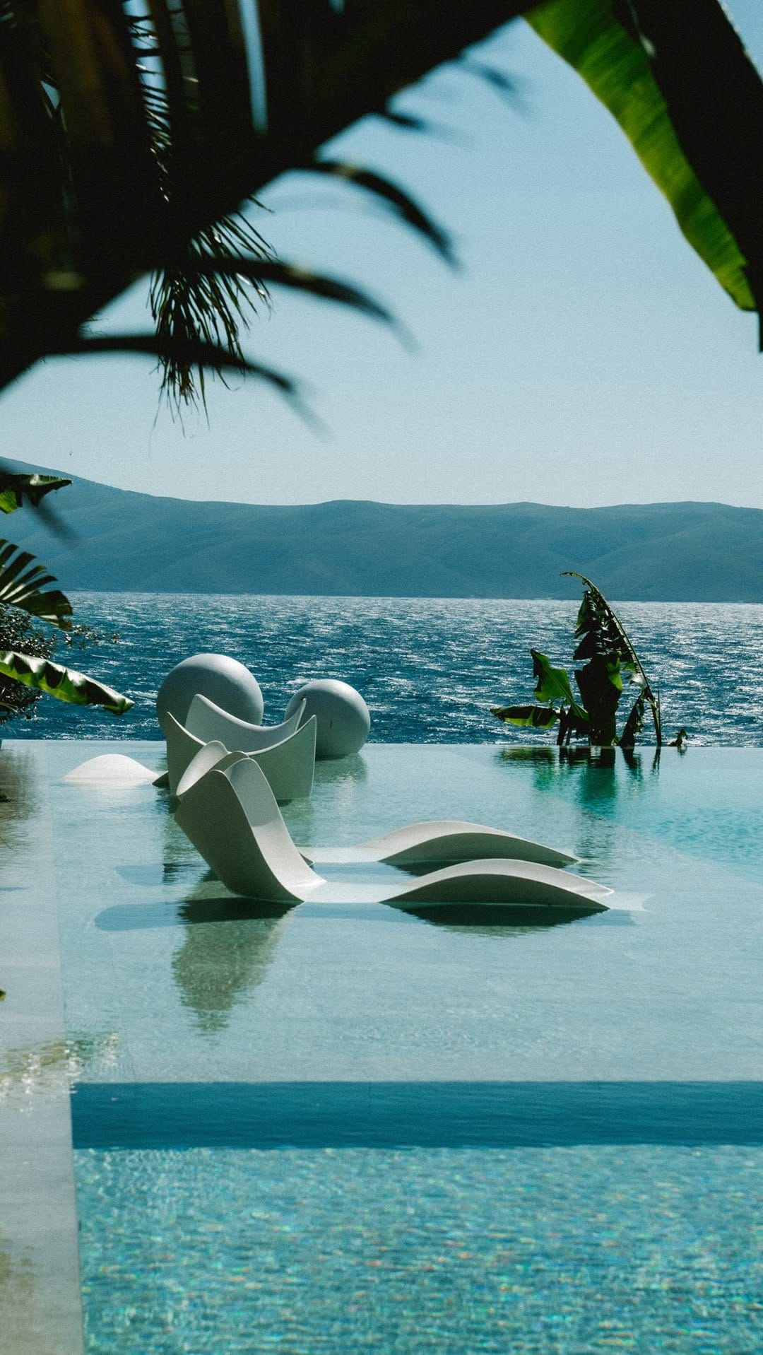 Post 9 by Aurel hesso | Luxury Travel creator on Instagram (video)
