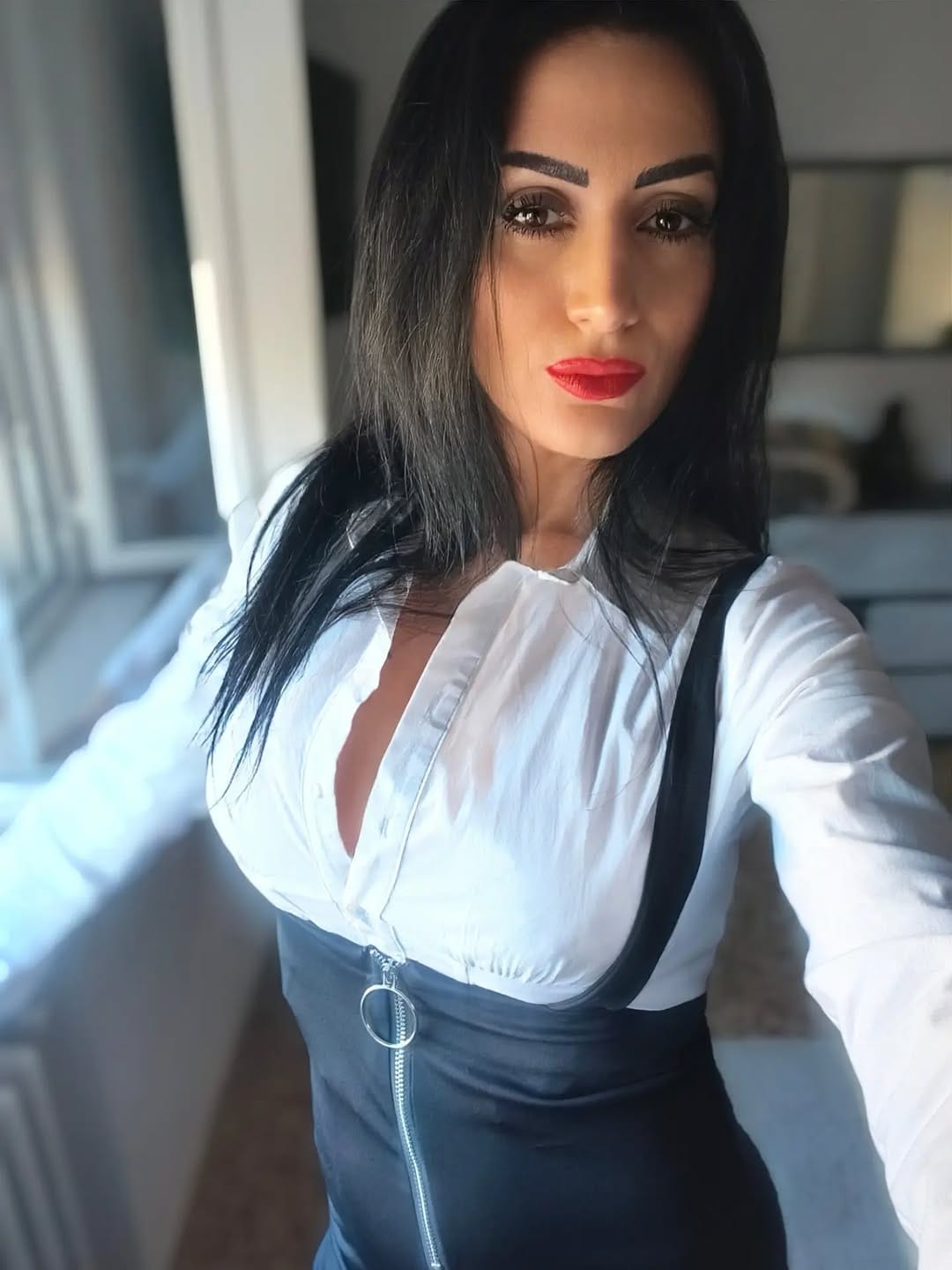 Post 3 by Federica Moretti👑 on Instagram (image)