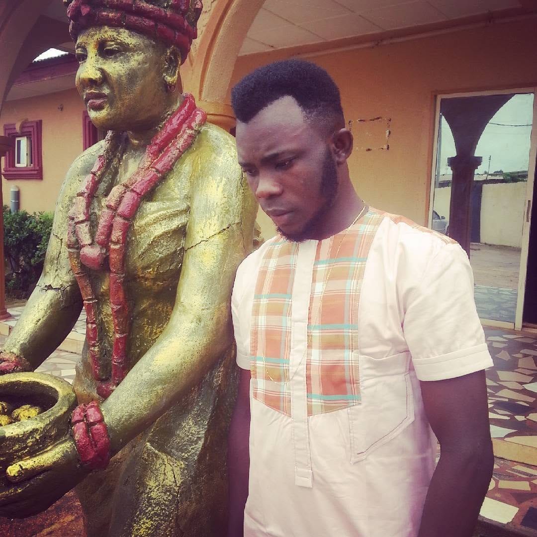 Post 2 by tutor couture on Instagram (image)