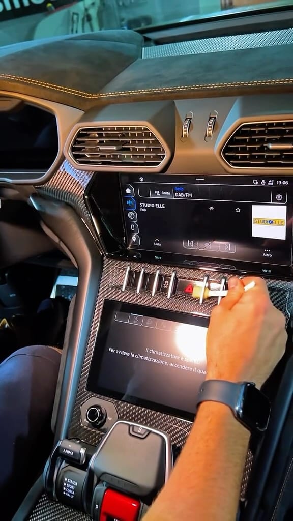 Post 2 by DCD  Detailing Center Diaz  (Ignazio Pignalosa ) on Instagram (video)
