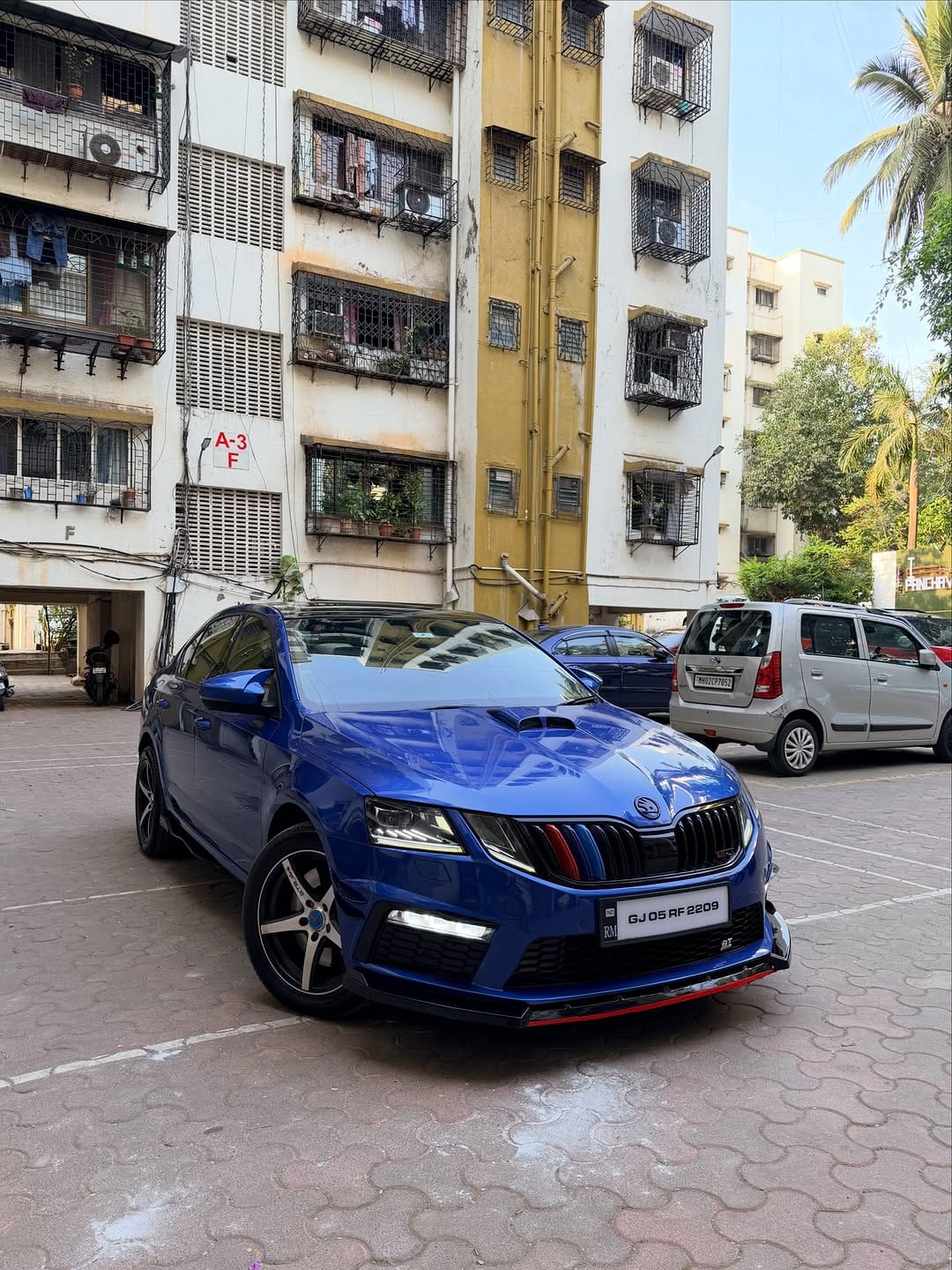 Post 6 by RIZMA MOTORS. on Instagram (carousel)
