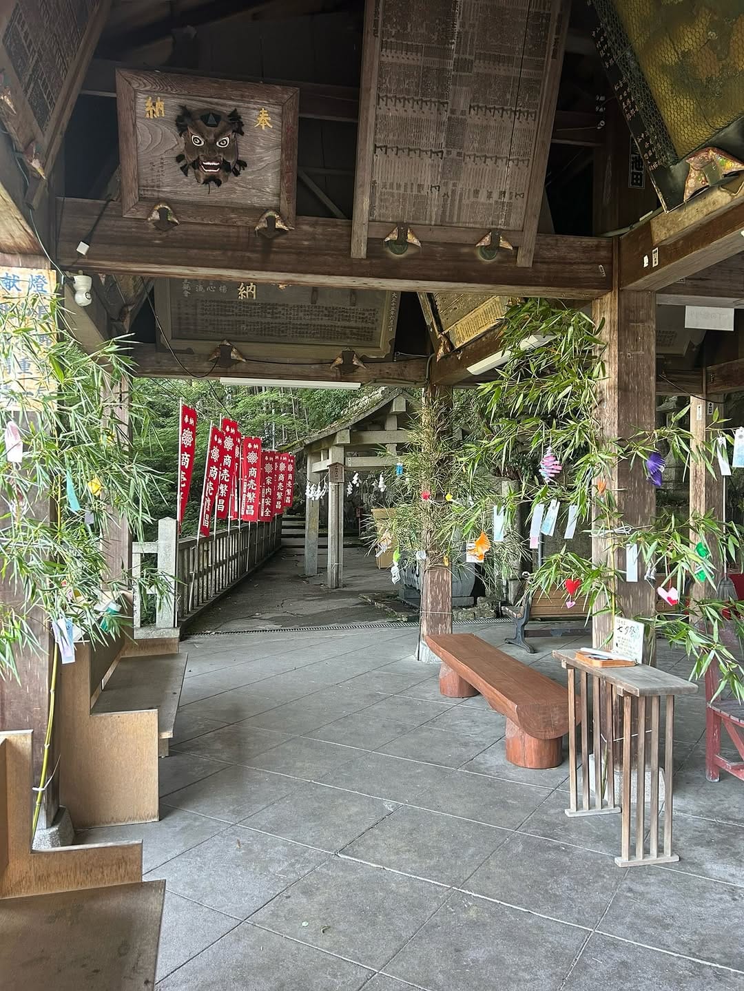Post 2 by 太郎坊宮｜勝利と幸福の神さま｜ on Instagram (carousel)