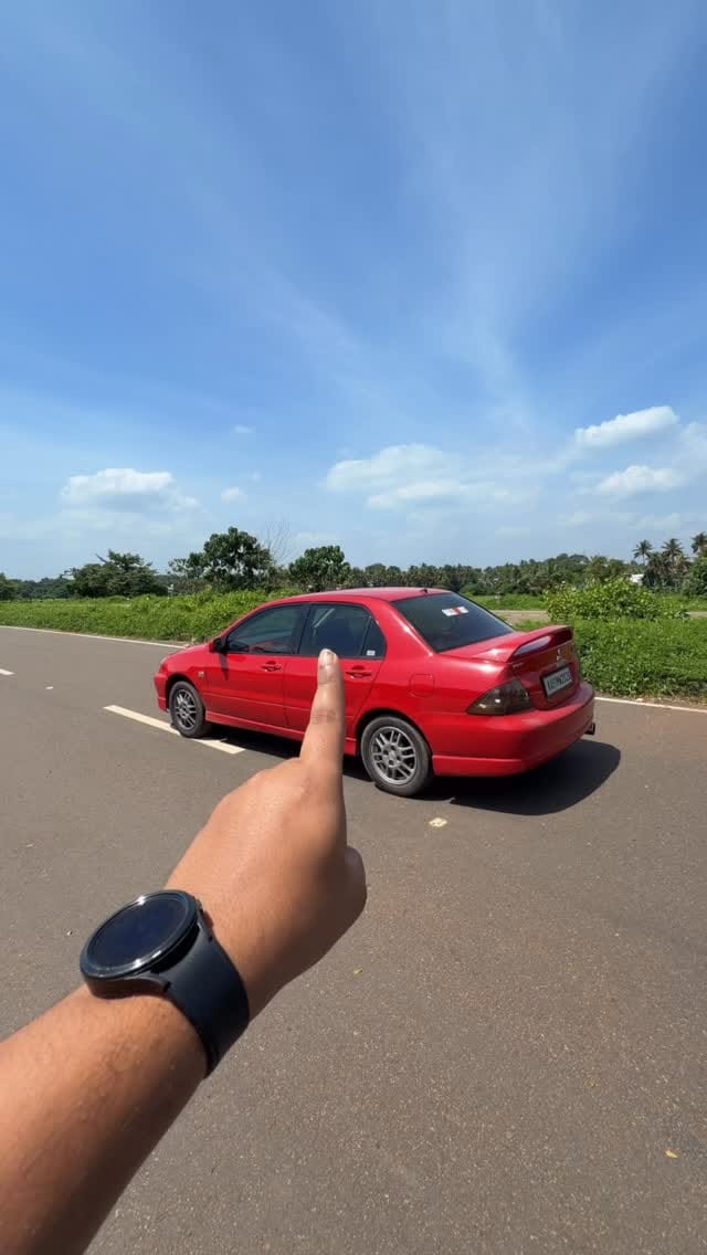 Post 7 by RedbandRacing Kochi on Instagram (video)