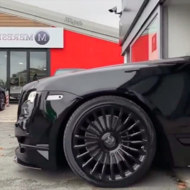 Post 1 by BLACK CARS 🌀 on Instagram (video)