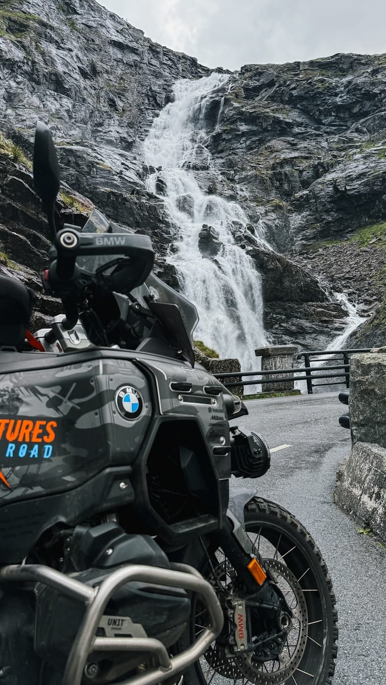 Post 5 by 🌍Adventures On The Road🏍 on Instagram (video)