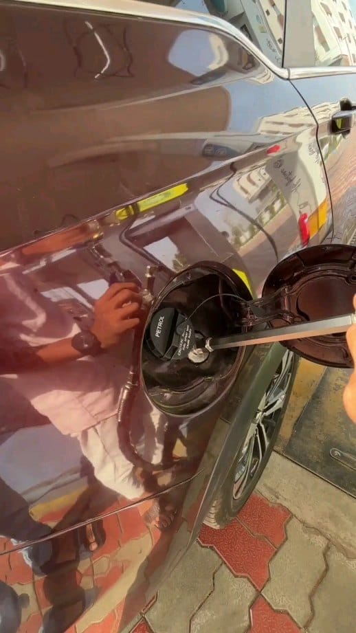 Post 10 by Saifuel Vadodara on Instagram (video)