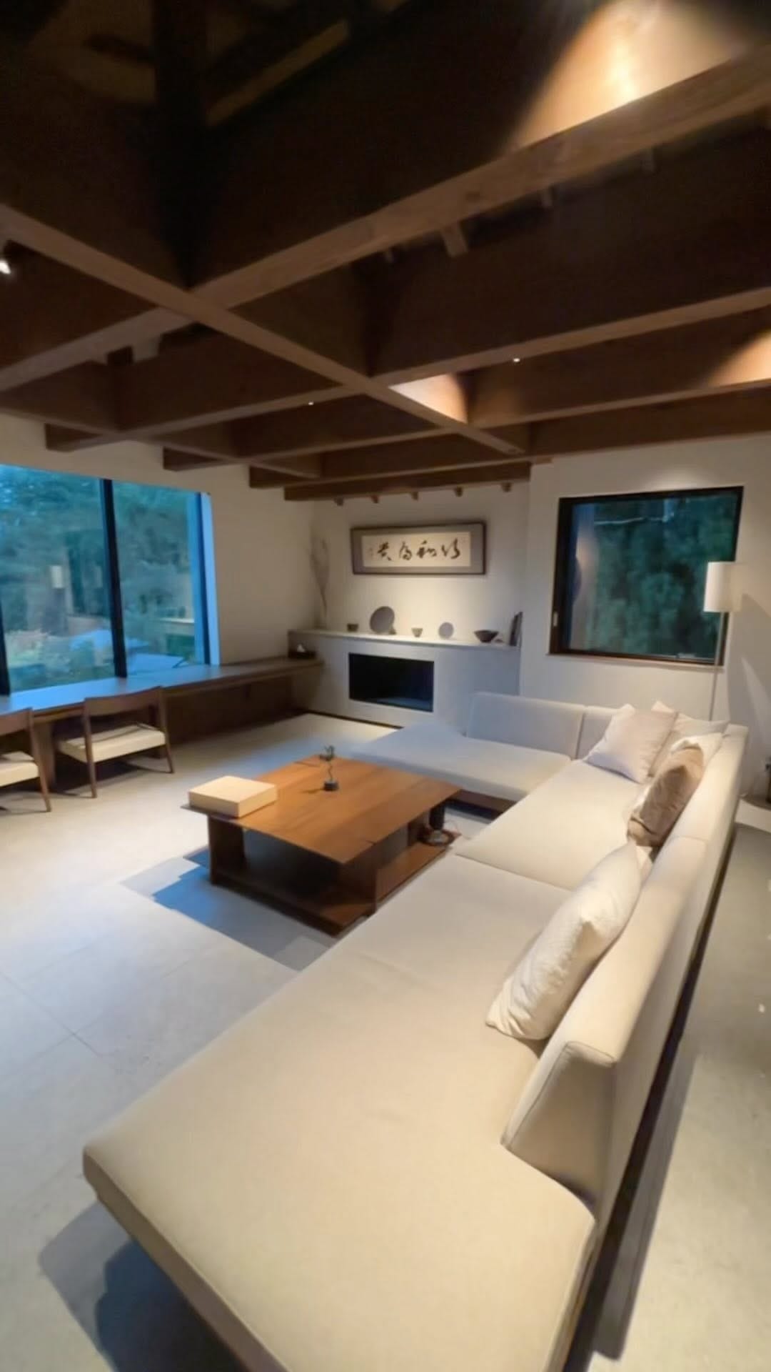Post 7 by REN SATO on Instagram (video)