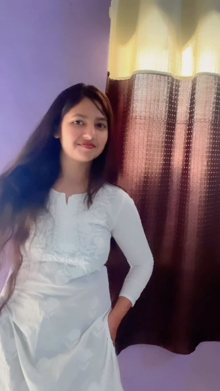 Post 10 by Varkha on Instagram (video)