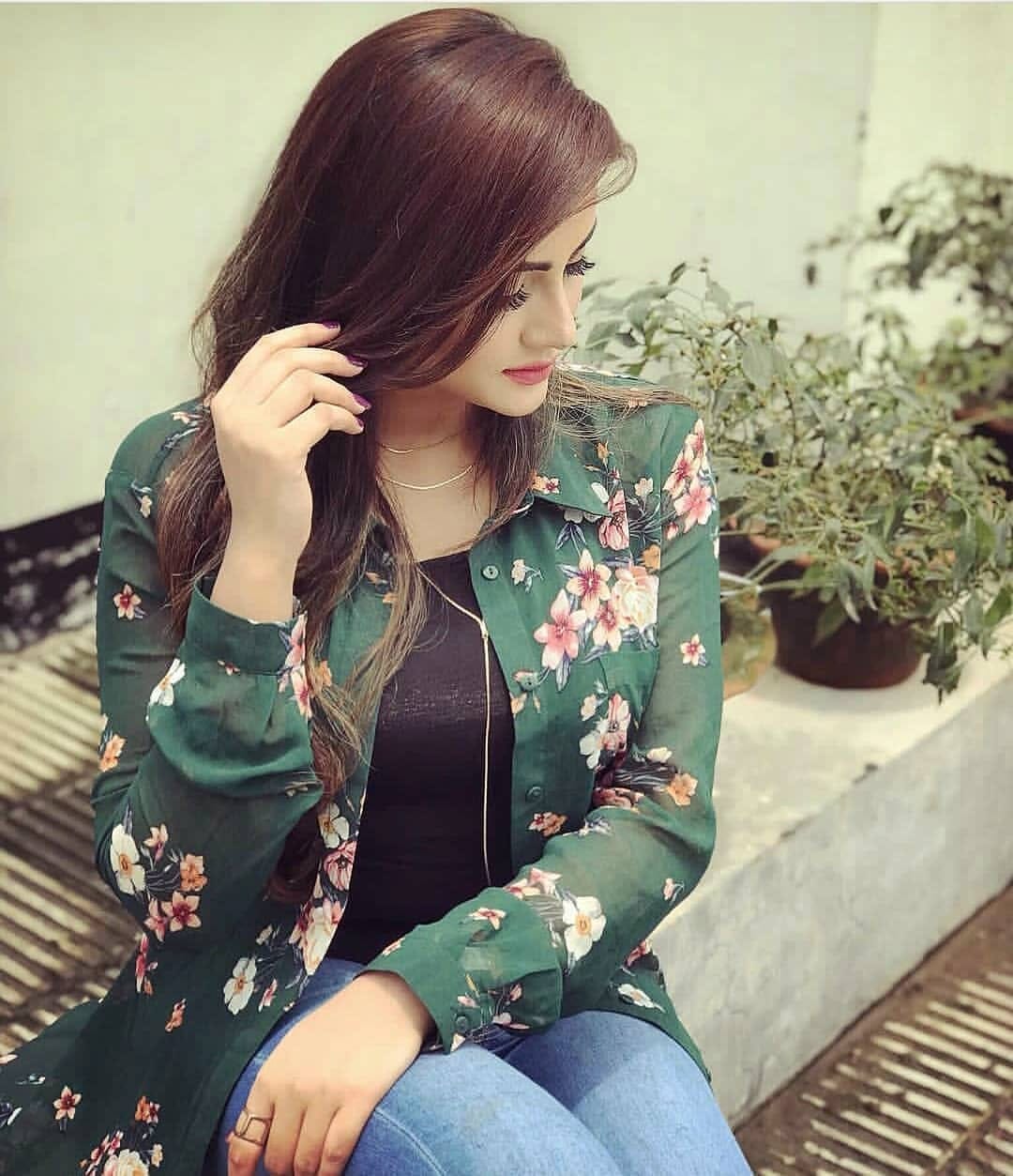 Post 6 by ❤Priya Dixit❤ on Instagram (image)