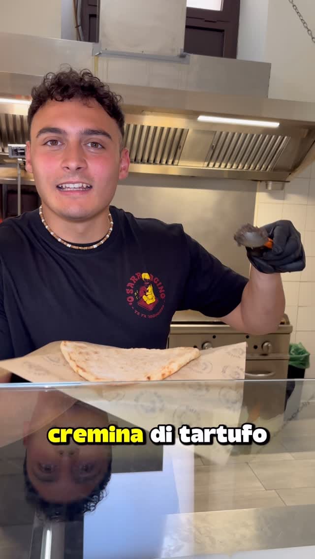 Post 4 by '𝑶 𝑺𝑨𝑹𝑹𝑨𝑪𝑰𝑵𝑶 | 𝑲𝑬𝑩𝑨𝑩 𝑨𝑳𝑳'𝑰𝑻𝑨𝑳𝑰𝑨𝑵𝑨 on Instagram (video)