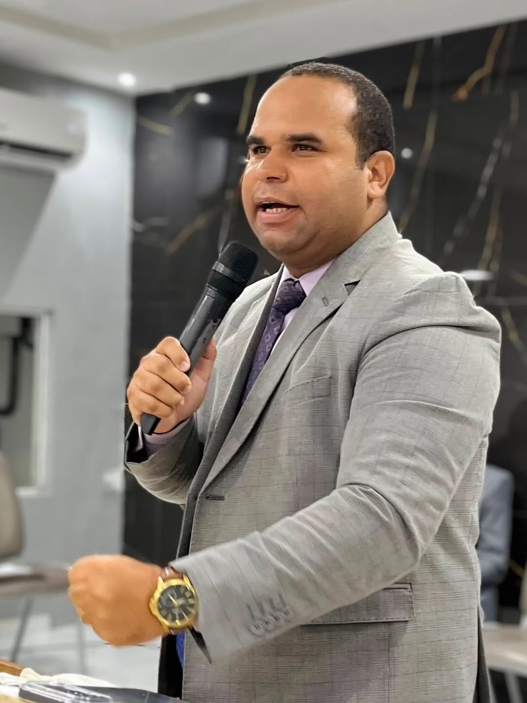 Post 1 by Igreja Rede Esperança em Sirinhaém on Instagram (carousel)