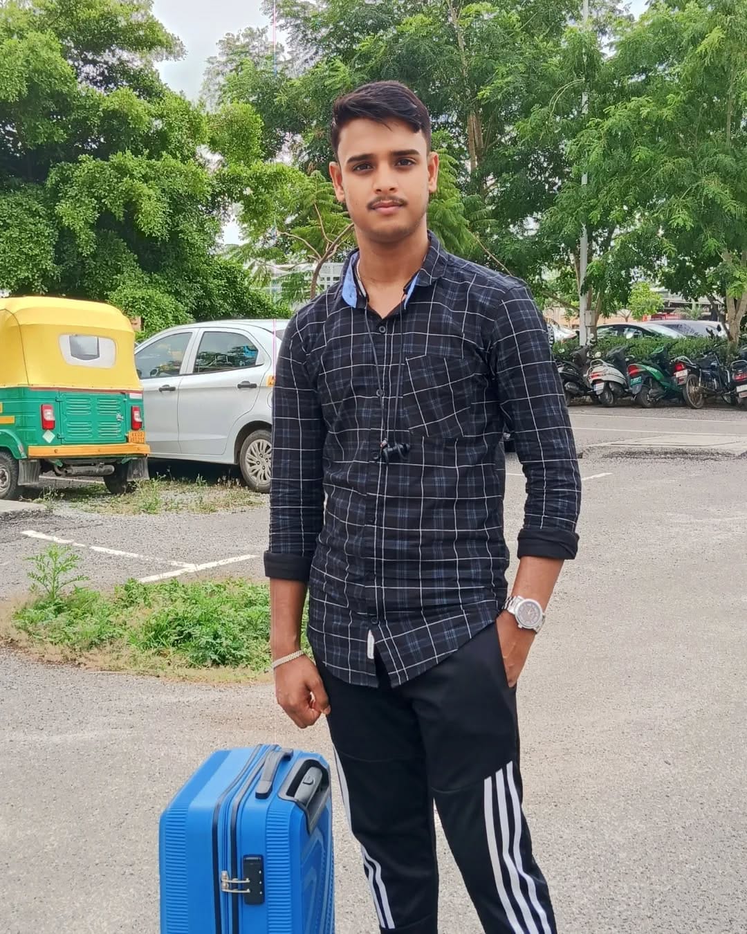Post 9 by Rahul Ghosh😊 on Instagram (carousel)