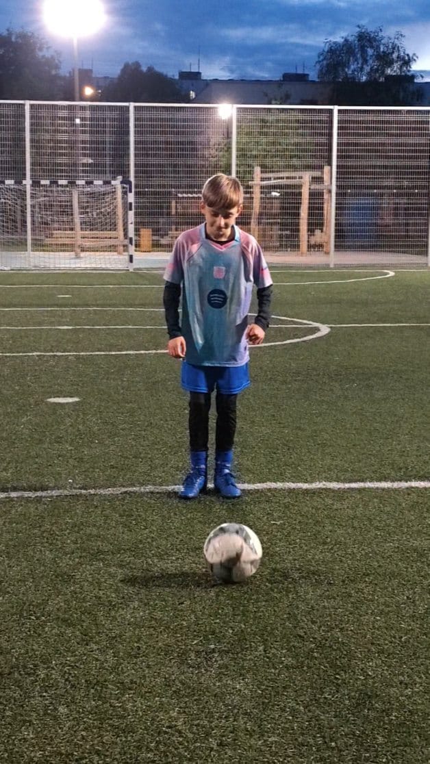 Post 5 by Алёна Гласова | Efe L`arome on Instagram (video)