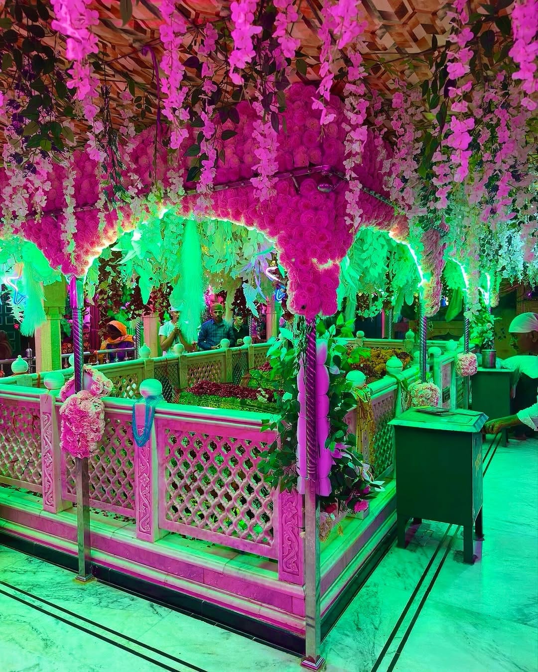 Post 10 by MAKHDOOM DADA ABBANSHAH (R.A.) DARGAH SHARIF on Instagram (carousel)