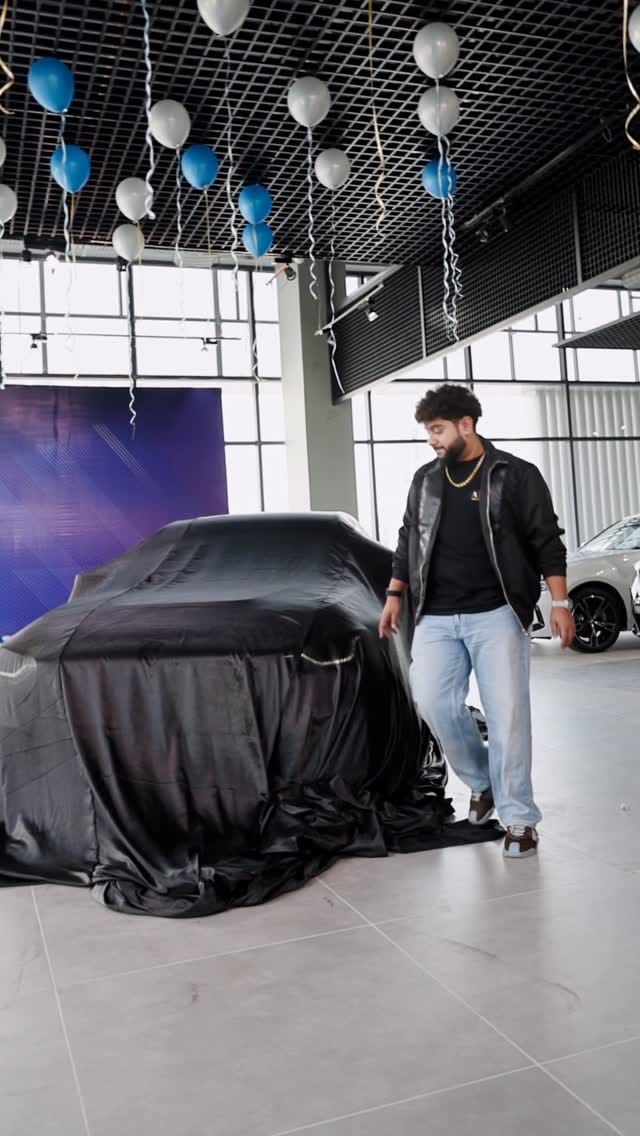 Post 5 by Pranjal Pratap Singh on Instagram (video)
