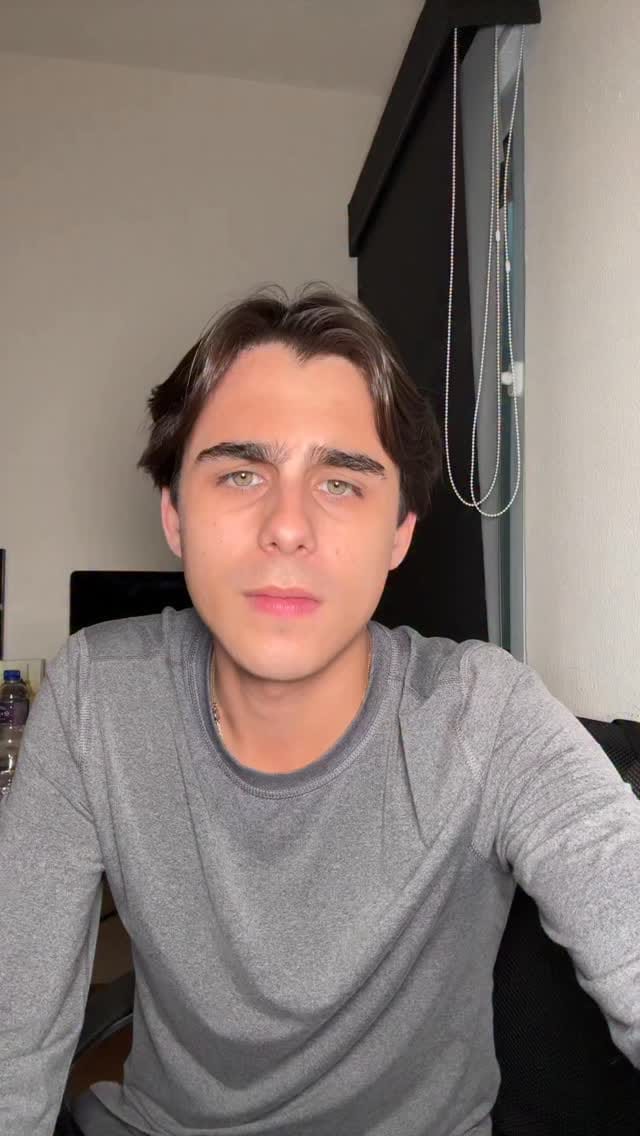 Post 8 by Alexander Ross on Instagram (video)