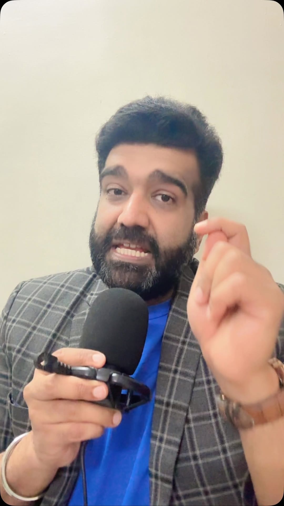 Post 4 by CA Nikhil Nainani on Instagram (video)