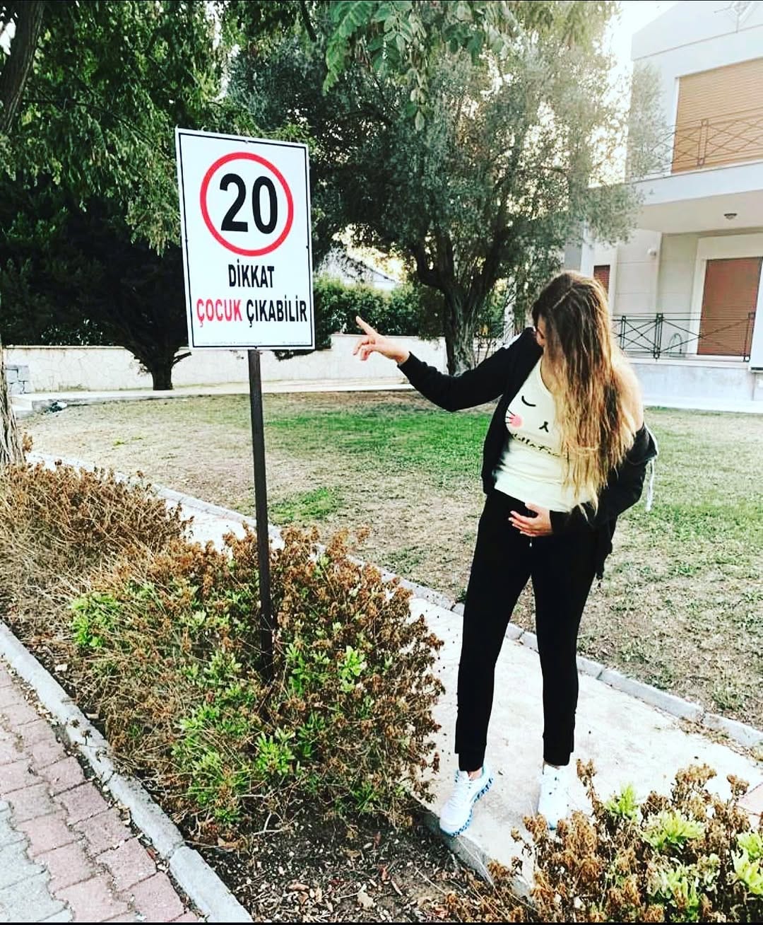 Post 1 by Mother of triplets on Instagram (image)