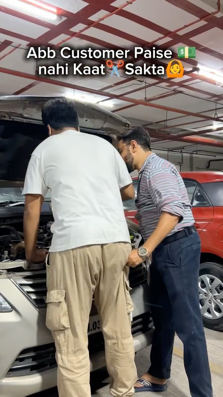 Post 9 by TOP TOWN CARS on Instagram (video)