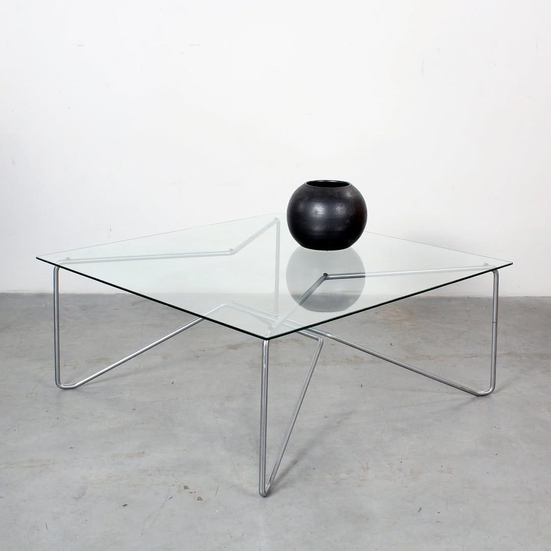 Post 4 by Vintage design furniture/lamps on Instagram (carousel)