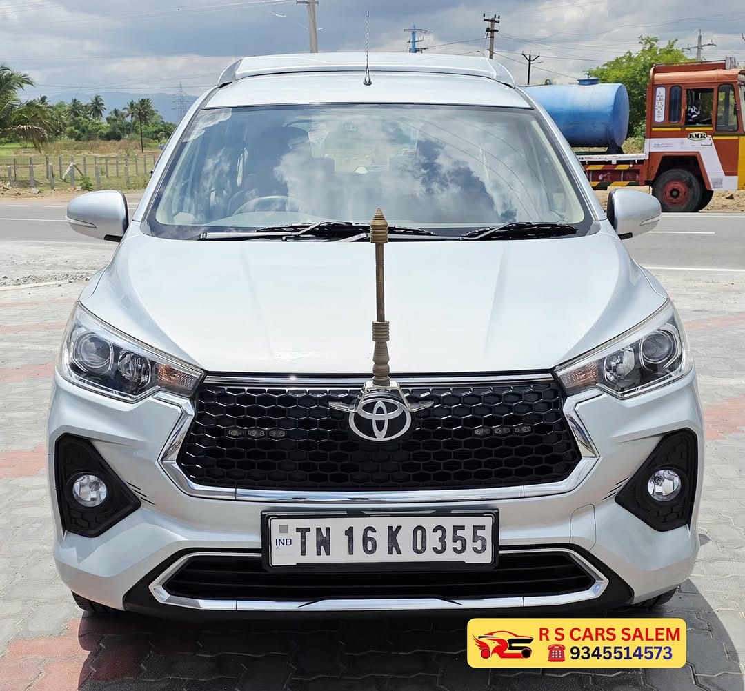 Post 7 by Raja Sekar | Salem  | Used cars Dealer on Instagram (carousel)