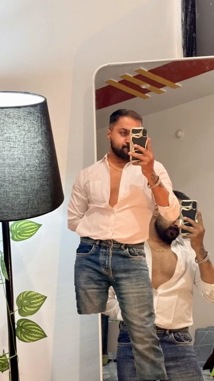 Post 5 by शिवांश on Instagram (video)