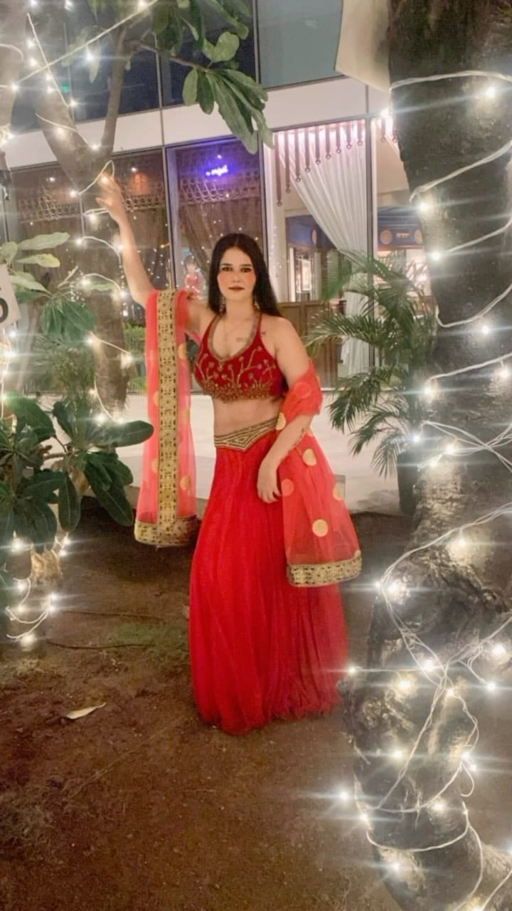 Post 3 by Jyoti Dubey on Instagram (video)